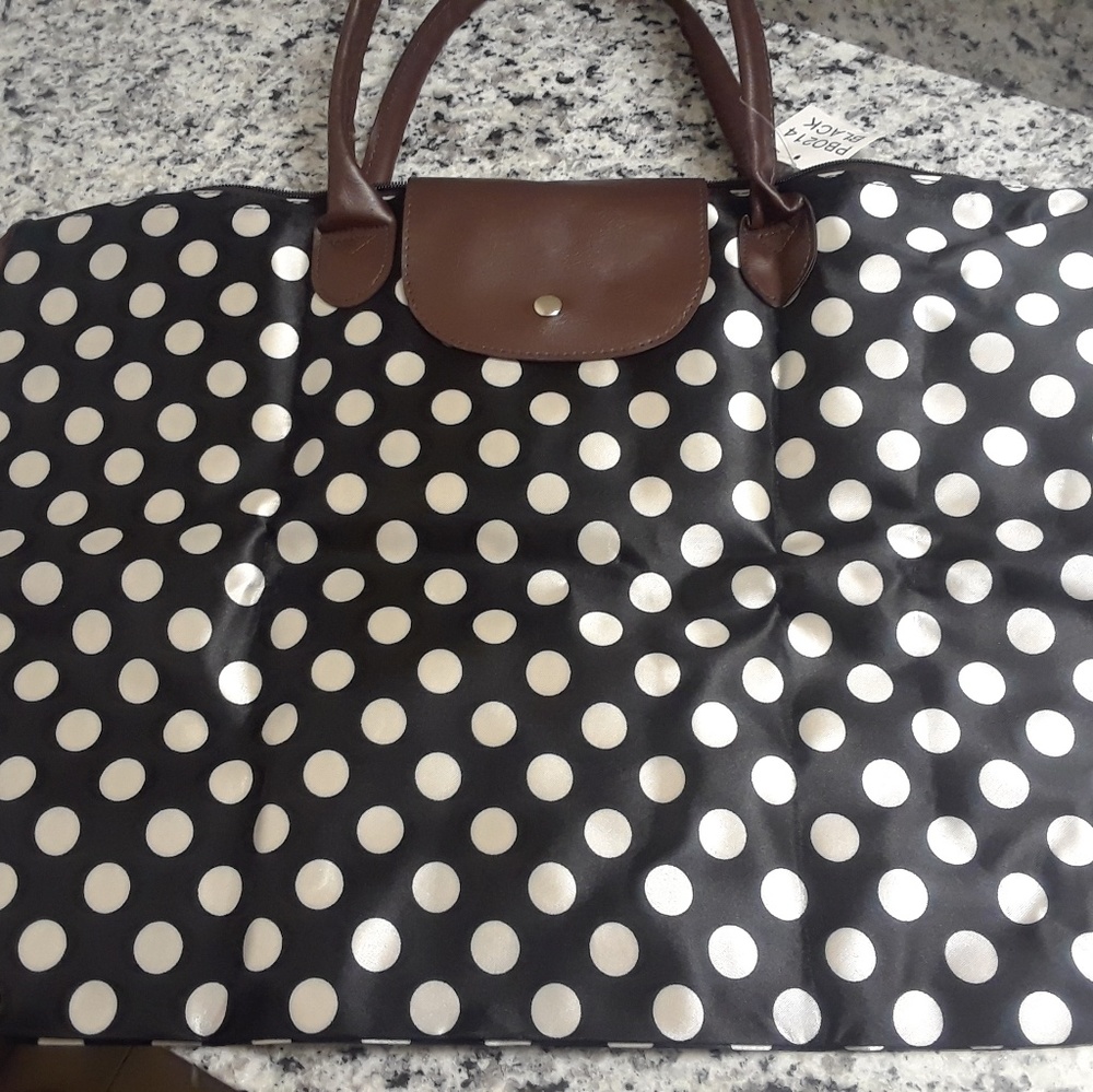 Foldable Multipurpose Travel Tote bag - Picture 4 of 8